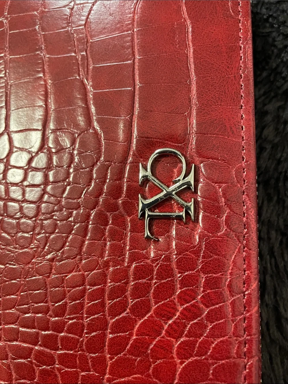 Croc-Embossed CXL by Christian LaCroix Zip Wristlet Wallet Case Red
